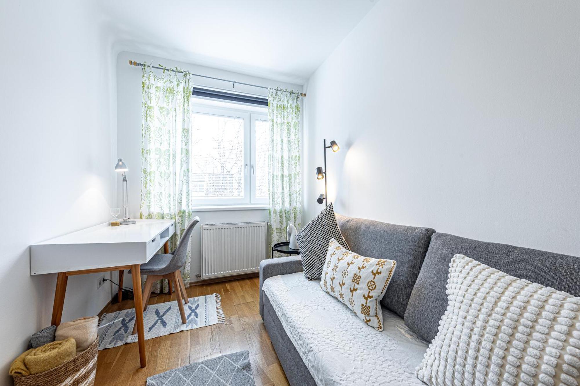 Genuine By Jr Apartment *