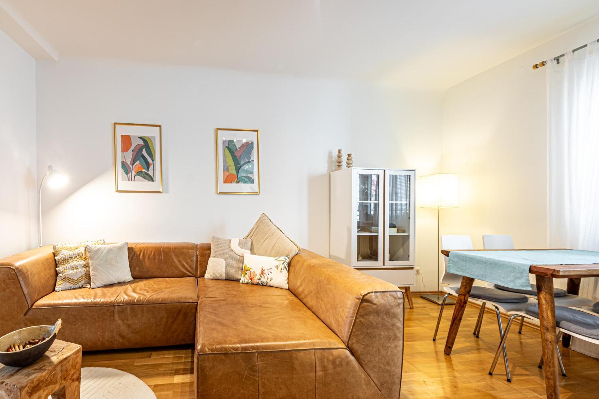 Apartment Genuine By Jr Wien