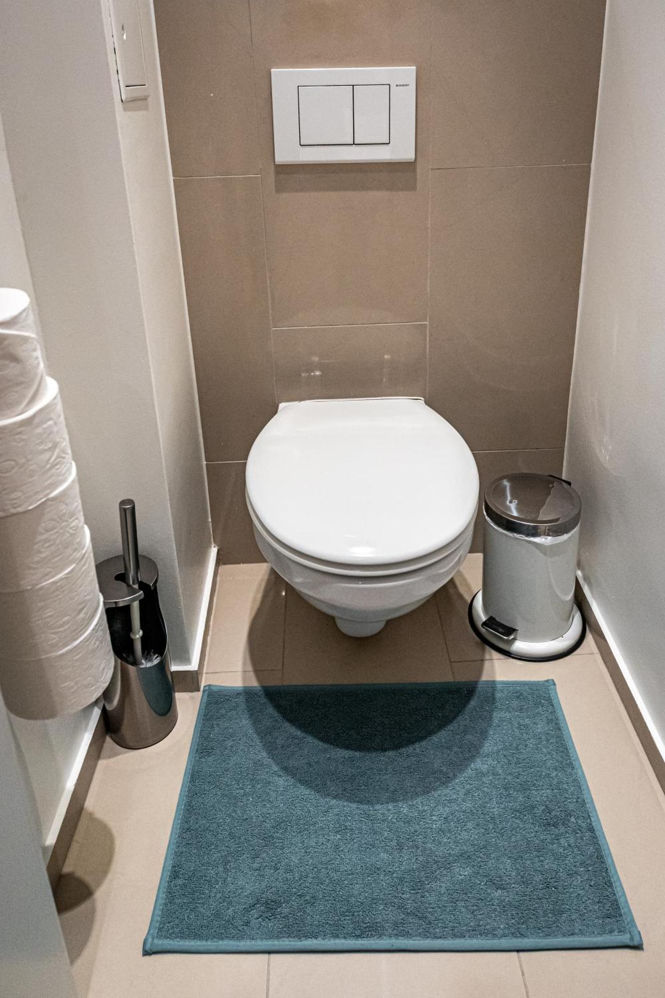 Genuine By Jr Apartment